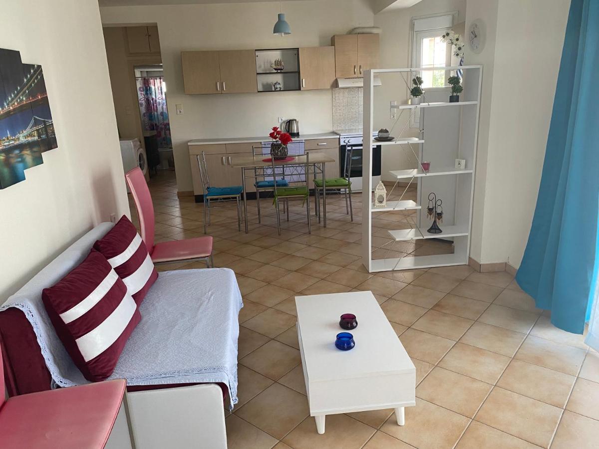 Kelesi Apartments Nea Kallikrateia Exteriör bild